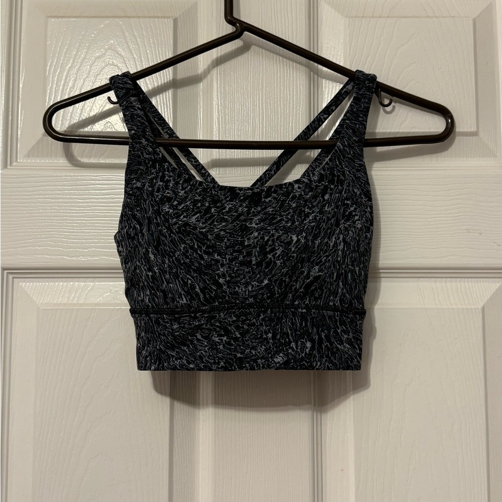 Lululemon energy bra long line size 4 euc